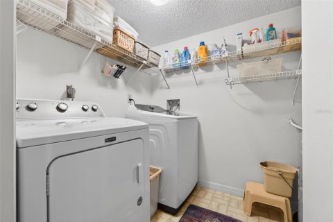 Condo in Clearwater, Florida, 4 bedrooms  № 2155653 - photo 22