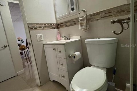 Copropriété à vendre à Kenneth City, Floride: 2 chambres, 77.57 m2 № 1774942 - photo 8