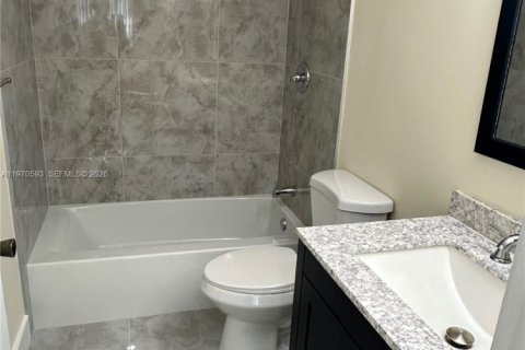 Condominio en venta en Hollywood, Florida, 2 dormitorios, 98.48 m2 № 2031507 - foto 8