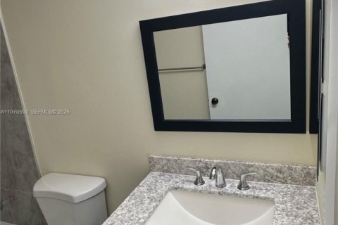 Condominio en venta en Hollywood, Florida, 2 dormitorios, 98.48 m2 № 2031507 - foto 9