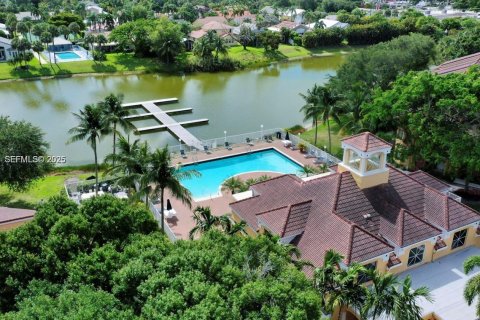 Condominio en venta en Oakland Park, Florida, 2 dormitorios, 116.69 m2 № 1993188 - foto 18