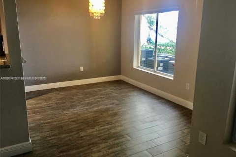 Condominio en venta en Oakland Park, Florida, 2 dormitorios, 116.69 m2 № 1993188 - foto 5