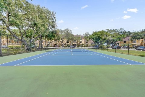 Condominio en venta en Oakland Park, Florida, 2 dormitorios, 116.69 m2 № 1993188 - foto 28