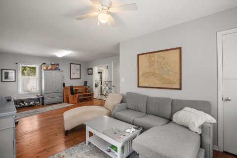 Casa en venta en Orlando, Florida, 4 dormitorios, 220.92 m2 № 2215539 - foto 22