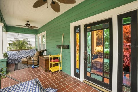 Casa en venta en Orlando, Florida, 4 dormitorios, 220.92 m2 № 2215539 - foto 2