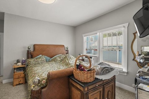 Casa en venta en Orlando, Florida, 4 dormitorios, 220.92 m2 № 2215539 - foto 30