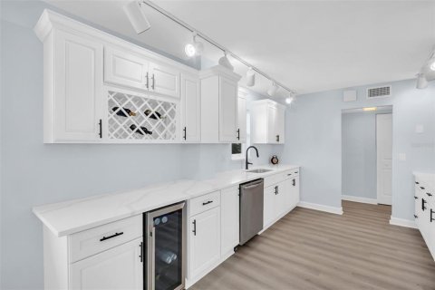 Copropriété à vendre à South Pasadena, Floride: 2 chambres, 137.5 m2 № 2334049 - photo 5