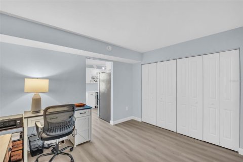 Copropriété à vendre à South Pasadena, Floride: 2 chambres, 137.5 m2 № 2334049 - photo 10