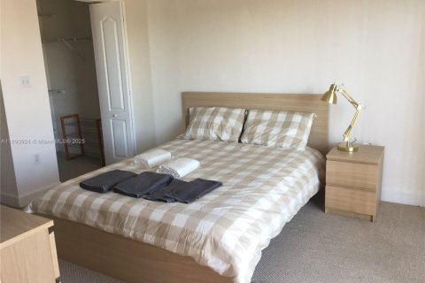 Apartamento en alquiler en South Miami, Florida, 2 dormitorios, 93.37 m2 № 1944375 - foto 6