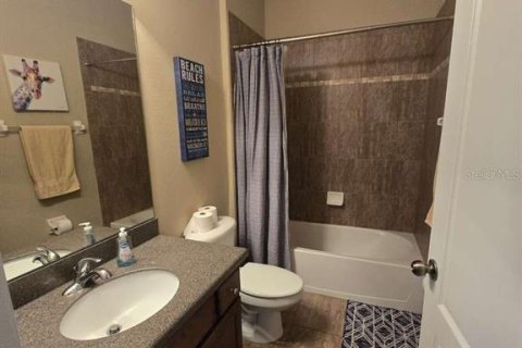 House in Sarasota, Florida 3 bedrooms, 164.44 sq.m. № 1640917 - photo 13
