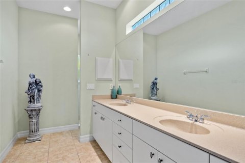 House in North Port, Florida 3 bedrooms, 154.31 sq.m. № 1603256 - photo 16
