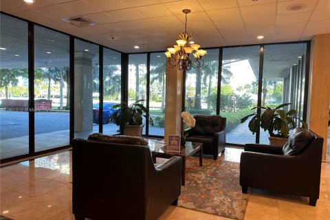 Снять в аренду кондоминиум в Санни-Айлс-Бич, Флорида 1 спальня, 64.57м2, № 1951735 - фото 28