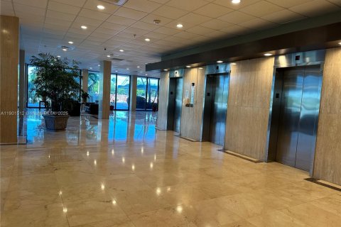 Снять в аренду кондоминиум в Санни-Айлс-Бич, Флорида 1 спальня, 64.57м2, № 1951735 - фото 21