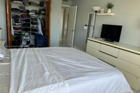 Снять в аренду кондоминиум в Санни-Айлс-Бич, Флорида 1 спальня, 64.57м2, № 1951735 - фото 13