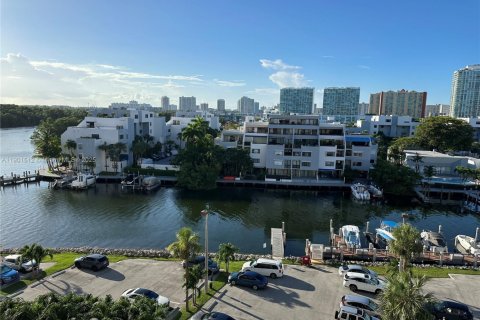 Снять в аренду кондоминиум в Санни-Айлс-Бич, Флорида 1 спальня, 64.57м2, № 1951735 - фото 17