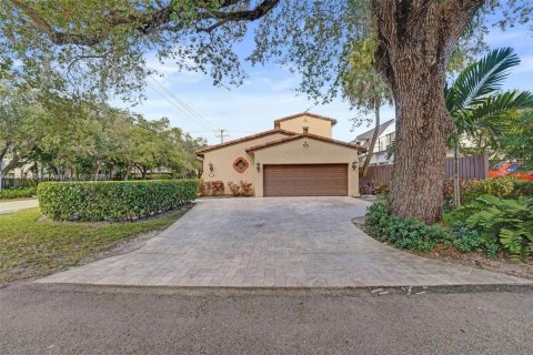 Casa en venta en Fort Lauderdale, Florida, 4 dormitorios, 204.01 m2 № 1970728 - foto 30