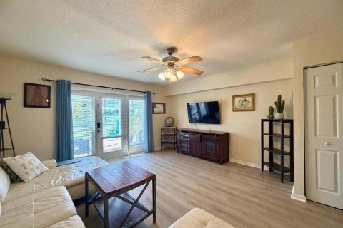 Copropriété à vendre à Saint Petersburg, Floride: 2 chambres, 94.95 m2 № 2351841 - photo 5