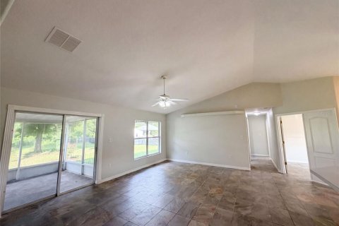 Villa ou maison à vendre à Howey-in-the-Hills, Floride: 3 chambres, 155.98 m2 № 2227768 - photo 11