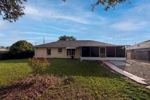 Villa ou maison à vendre à Howey-in-the-Hills, Floride: 3 chambres, 155.98 m2 № 2227768 - photo 22