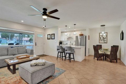 Apartment in Fort Lauderdale, Florida 2 bedrooms, 86.49 sq.m. № 2086298 - photo 8