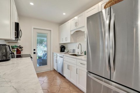 Apartment in Fort Lauderdale, Florida 2 bedrooms, 86.49 sq.m. № 2086298 - photo 12
