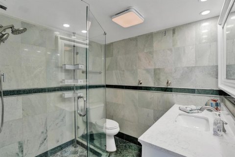 Apartment in Fort Lauderdale, Florida 2 bedrooms, 86.49 sq.m. № 2086298 - photo 29