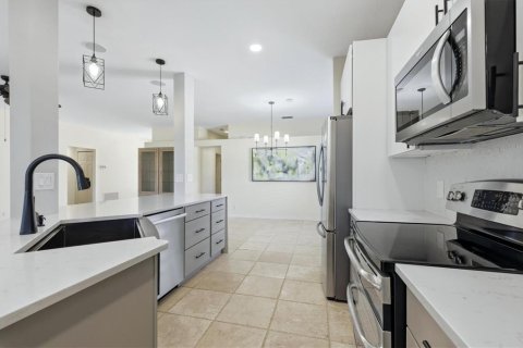 Villa ou maison à vendre à Nokomis, Floride: 2 chambres, 146.97 m2 № 2437023 - photo 26