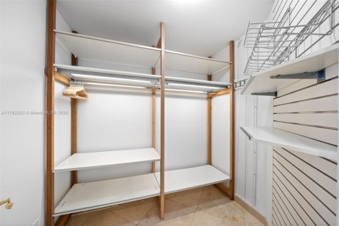 Снять в аренду кондоминиум в Майами-Бич, Флорида 1 спальня, 102.19м2, № 1978010 - фото 16