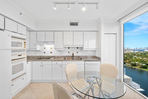 Снять в аренду кондоминиум в Майами-Бич, Флорида 1 спальня, 102.19м2, № 1978010 - фото 8