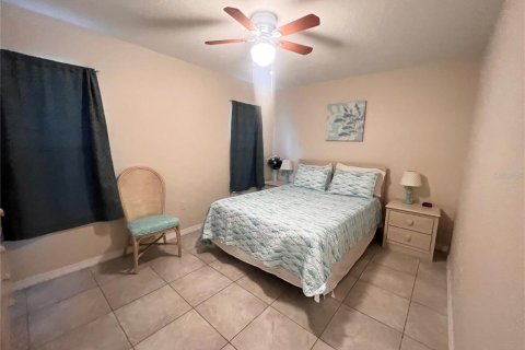 Villa ou maison à louer à Port Charlotte, Floride: 2 chambres, 113.34 m2 № 1520888 - photo 9