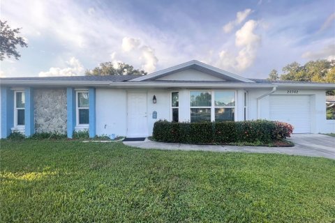 Villa ou maison à louer à Port Charlotte, Floride: 2 chambres, 113.34 m2 № 1520888 - photo 1