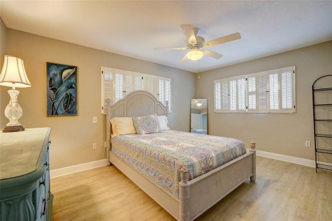 Villa ou maison à vendre à Sarasota, Floride: 2 chambres, 194.35 m2 № 2291252 - photo 26