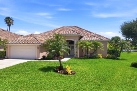 Villa ou maison à Port Charlotte, Floride 4 chambres, 216.09 m2 № 2099329
