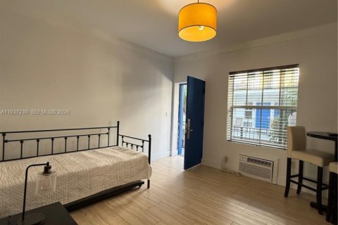 Apartment in Miami Beach, Florida 1715.63 sq.m. № 1996240 - photo 3