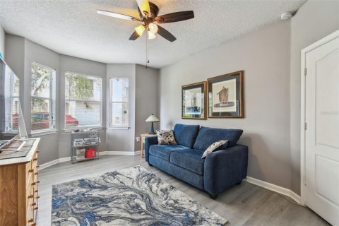 Condominio en venta en Tampa, Florida, 2 dormitorios, 124.49 m2 № 1734436 - foto 3