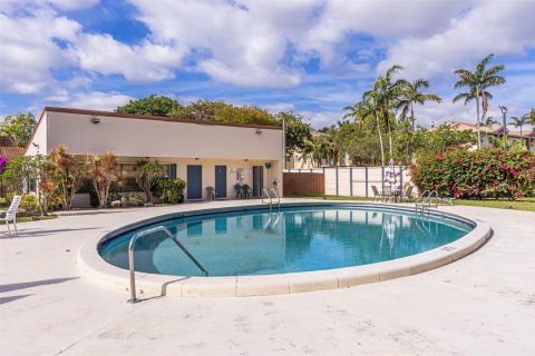 Casa en venta en Davie, Florida, 2 dormitorios, 123.84 m2 № 1099061 - foto 1