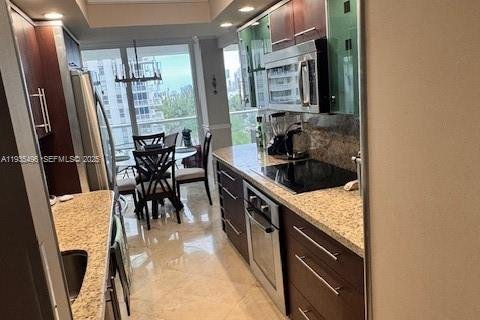 Condominio en venta en Sunny Isles Beach, Florida, 2 dormitorios, 118.36 m2 № 1993696 - foto 7