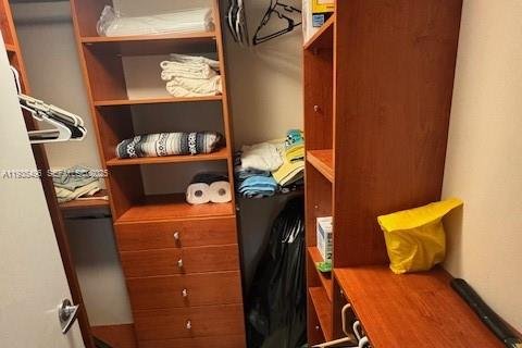 Condominio en venta en Sunny Isles Beach, Florida, 2 dormitorios, 118.36 m2 № 1993696 - foto 24