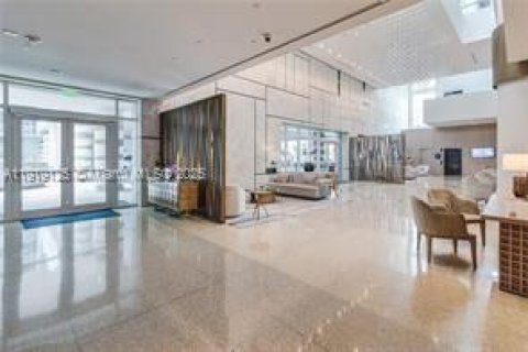 Condo in Miami Beach, Florida, 1 bedroom  № 1974390 - photo 3