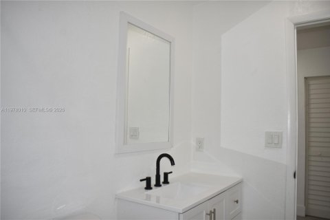 Apartment in Pompano Beach, Florida 2 bedrooms, 72.09 sq.m. № 2042586 - photo 11