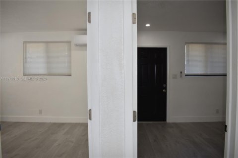 Apartment in Pompano Beach, Florida 2 bedrooms, 72.09 sq.m. № 2042586 - photo 12