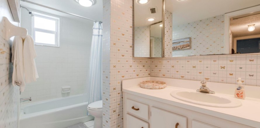 Condominio en Palm Beach Shores, Florida, 2 dormitorios  № 909909