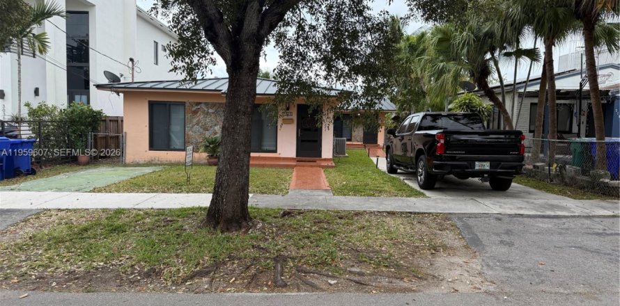 Casa en Miami, Florida 3 dormitorios, 222.41 m2 № 2020177