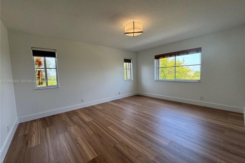 Купить виллу или дом в Уэстон, Флорида 5 спален, 248.23м2, № 2051906 - фото 5