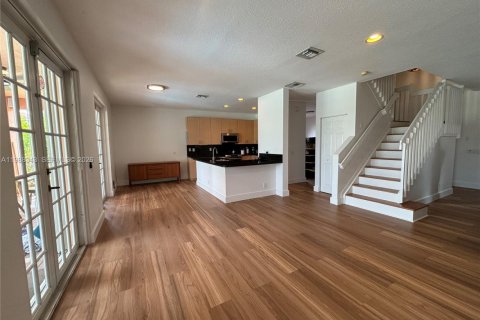 Купить виллу или дом в Уэстон, Флорида 5 спален, 248.23м2, № 2051906 - фото 16