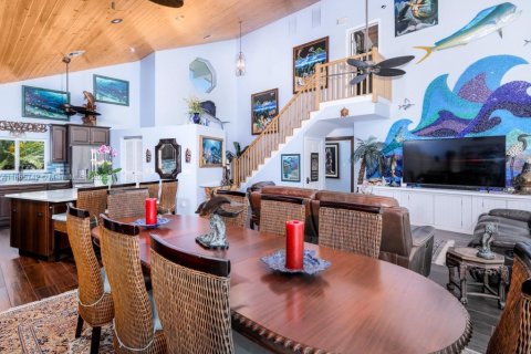 Купить виллу или дом в Марафон, Флорида 8 комнат, 299.52м2, № 1896719 - фото 22