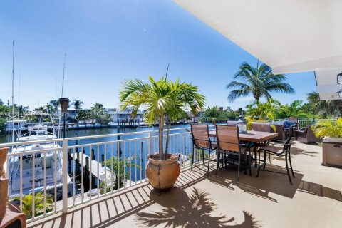 Купить виллу или дом в Марафон, Флорида 8 комнат, 299.52м2, № 1896719 - фото 19