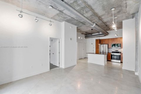 Copropriété à vendre à Miami, Floride: 1 chambre, 65.68 m2 № 1957597 - photo 4