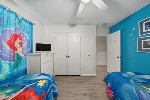 Villa ou maison à vendre à Kissimmee, Floride: 6 chambres, 261.24 m2 № 2217409 - photo 25