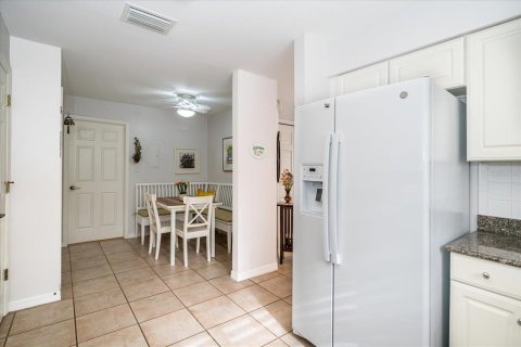 Townhouse in Tampa, Florida 2 bedrooms, 153.47 sq.m. № 1515385 - photo 12